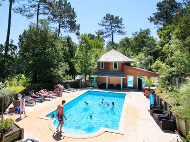 Cottage 2/4 p with pool near LANDES ocean €68