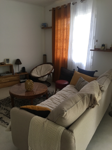 Room in house ares €30