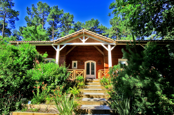 Cottage 4/5 p with pool near LANDES ocean €210