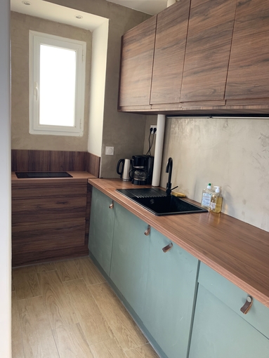 Superb apartment with free parking on site €100