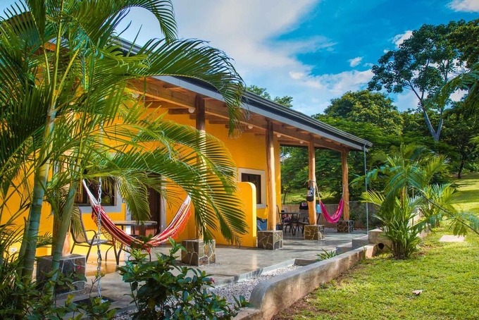 Cosy bungalow Costarica €70