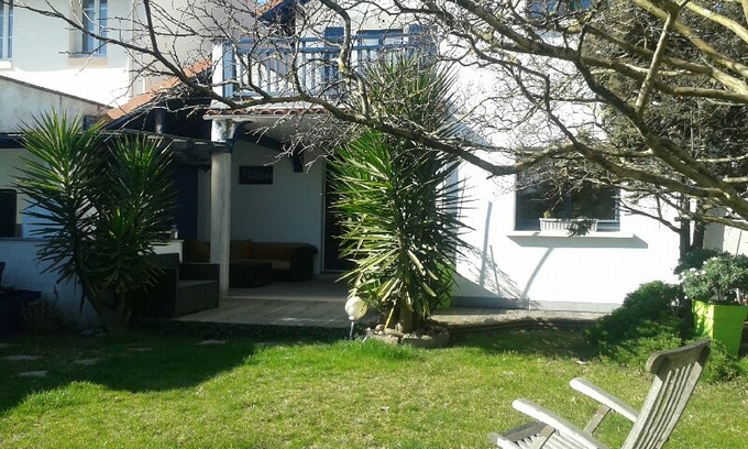 Anglet House close to the beach €220