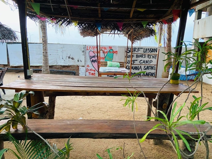 Star reste Surf Camp Arugambay 290 €