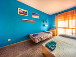 Lorenzo's Bed and Surf apartment €70