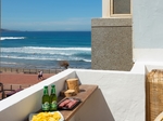 Avocado Surf Hostel - 20 meters to the surfspot! €24