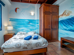 Surf hostel 50 m from the surfspot €54